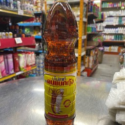 น้ำปลาเเท้ ตราคนเเบกกุ้ง 700ml
