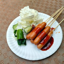 ลูกชิ้นปิ้ง เบนซ์ถนัดปิ้ง สเต็กมาดาม