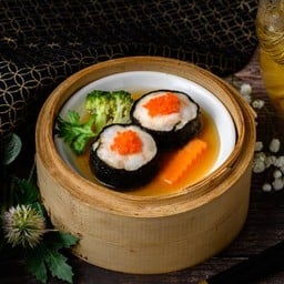 สาหร่ายพันกุ้ง