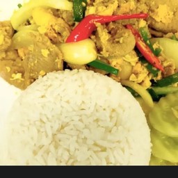 ปิ่นโตทองbyไอยรา มทส.ประตู1