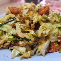 ผัดวุ้นเส้นกะหล่ำปลีหมูสับ