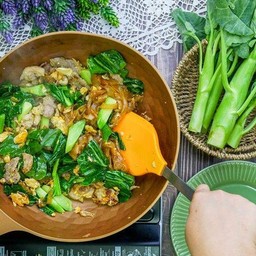 ผัดซีอิ๊ว หมู