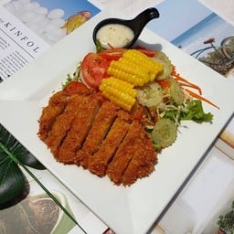 สลัดหมูทงคัทซึ