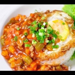 ข้าวไข่ดาวทรงเครื่่อง