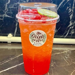 สตอเบอรี่อิตาเลี่ยนโซดา