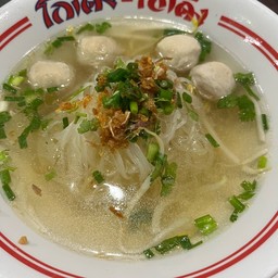 เส้นเล็กน้ำลูกชิ้นหมู