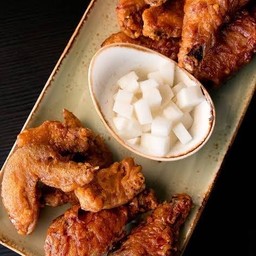 CHINGU (PREMIUM ) CHICKEN (ไก่ทอดเกาหลีแท้ๆแบบพรีเมี่ยม) ลำลูกกา