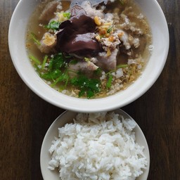 ต้มเลือดหมูนายอ่อนสาขา2ท่าแจง
