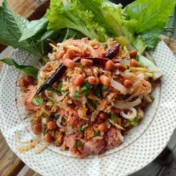 ร้านยำแหนมแม่น้องเซฟ