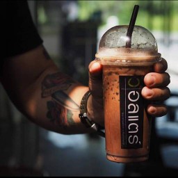 วอลแตร์ สาขาเอกนคร รร. เสริมสวยคุณโจ