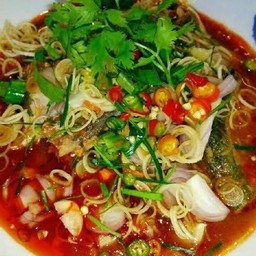 ยำปลากระป๋อง