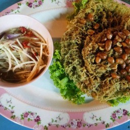 ยำปลาดุกฟู