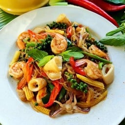 ตะลุยครัวสองหนุ่ม  เปิดร้านอย่างเป็นทางการ 03/11/2022 ไทย