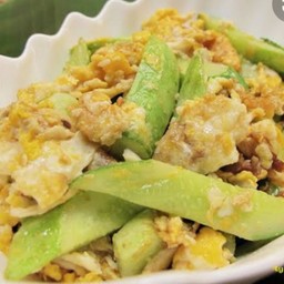 แตงกวาผัดไข่(ราดข้าว)