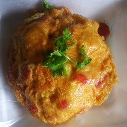 ข้าวราดไข่เจียวแหนม