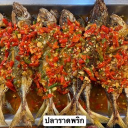 ข้าวแกงครัวแสงรวี ( เจ้าเก่าในปั้ม ปตท  )