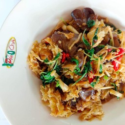 ข้าวราดกะเพรา5เห็ดเจ