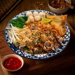 ก๋วยเตี๋ยวต้มยำหมูสับ