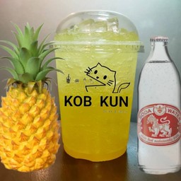 สัปปะรดโซดา