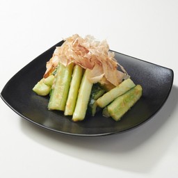 แตงกวาคลุกบ๊วย