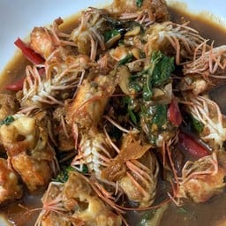 กะเพราพริกแห้งโบราณ BY น้องอิ๋ว