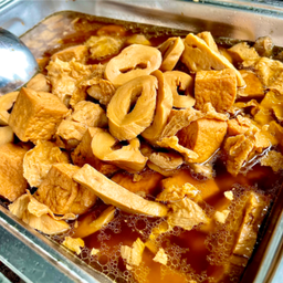 พะโล้ (เจ)