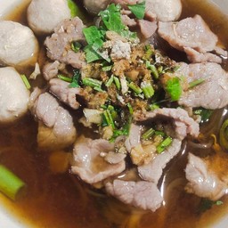 ก๋วยเตี๋ยวเนื้อป้านิษ ประเสริฐมนูกิจ 42