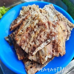 เจ๊ไหม ปลายี่สนทุบ ท่าฉลอม