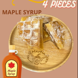 Waffles with Maple Syrup วาฟเฟิลพร้อมเมเปิ้ลไซรัป