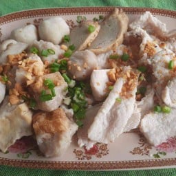 ลวกจิ้มปลา+ลูกชิ้น