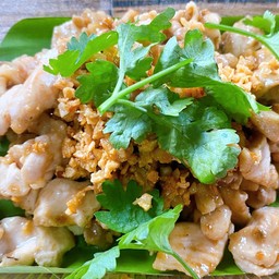 ไก่ทอดกระเทียม(ราดข้าว)