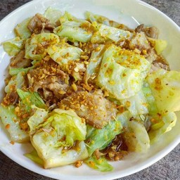 กะหล่ำปลีน้ำปลาใส่หมูเป็นกับข้าว