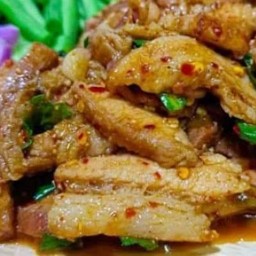 น้ำตกหมูย่าง   น้ำตกหมู ระบุ