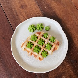 Croffle Pandan Custard