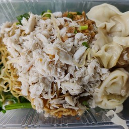 บะหมี่เกี๊ยว ปู