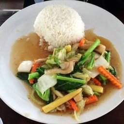 ผัดผักรวมหมู