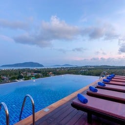 The View Rawada Resort And Spa Phuket Hotel (เดอะวิว ราวาด้า รีสอร์ท แอนด์ สปา) ภูเก็ต