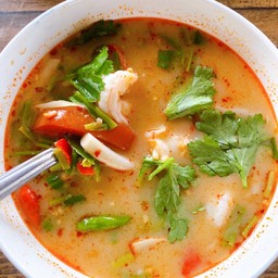 ต้มยำกุ้ง