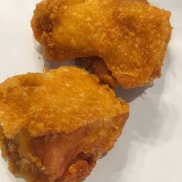 สะโพกไก่ทอดน้ำปลา 2ชิ้น