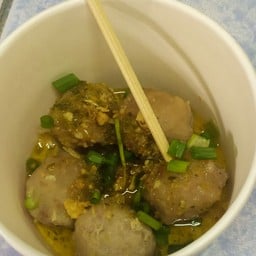 ปู่ย่าค้าเนื้อ