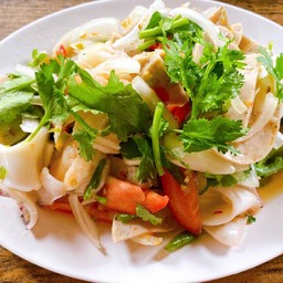 ยำหมูยอ