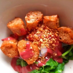 ก๋วยเตี๋ยวลูกชิ้นเผือก (มังสวิรัต)