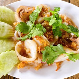 หมึกทอดกระเทียม