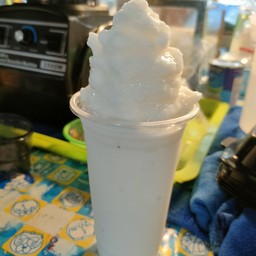 มะพร้าวปั่นนมสดตลาดโคกเพชร