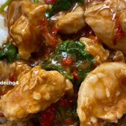 กะเพราหมูชิ้น