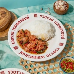 กะเพราแหนมราดข้าว