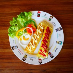 ไข่ม้วนไส้กรอก