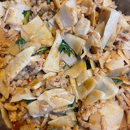 ผัดหน่อไม้เจ