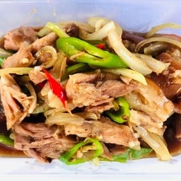 กับข้าวผัดพริกสดขาหมู