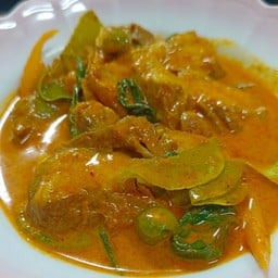 แกงเผ็ดเป็ดย่างเจ